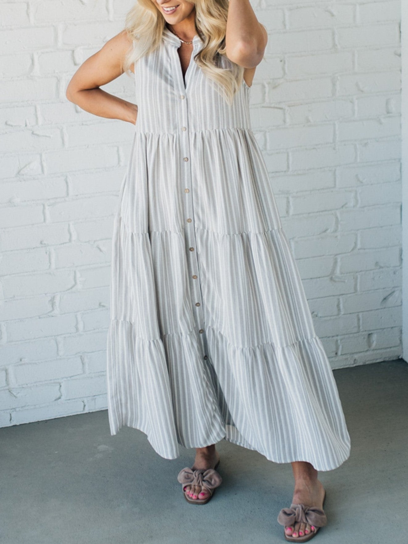 🔥LAST DAY SALE 49% OFF💃V Neck Striped Button Front Tiered Dress-3